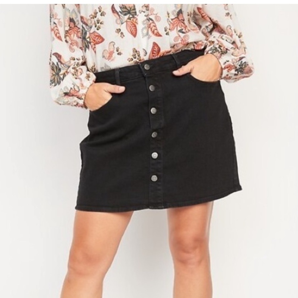NWOT Old Navy denim skirt 4